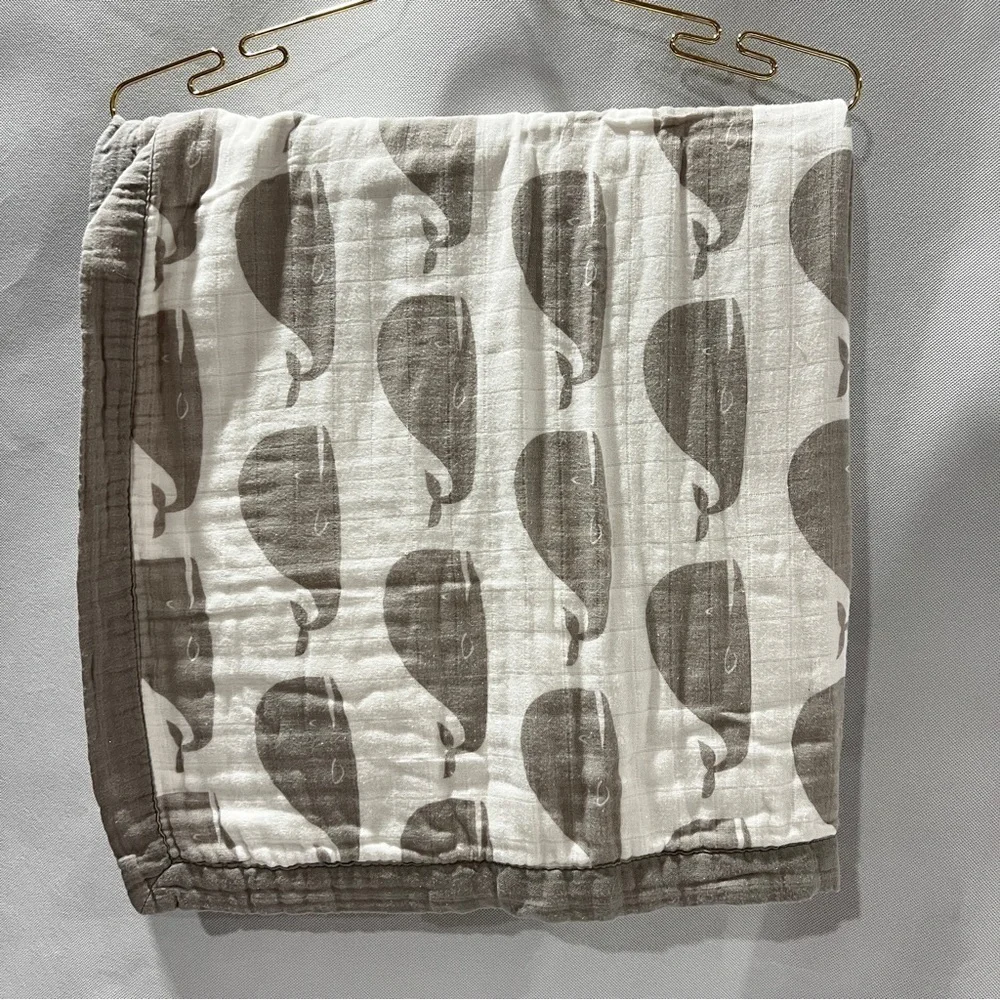 Milkbarn Blanket Bamboo Blend Whale Design White/Gray Three-Layer Size 35